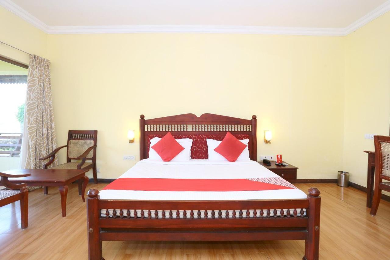 Oyo 26874 Manor Backwater Resort คุมาราคม ภายนอก รูปภาพ