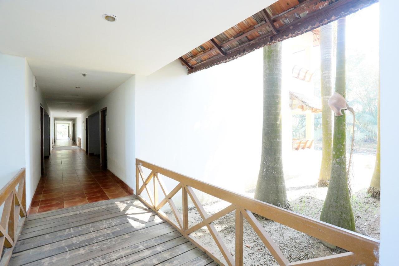 Oyo 26874 Manor Backwater Resort คุมาราคม ภายนอก รูปภาพ